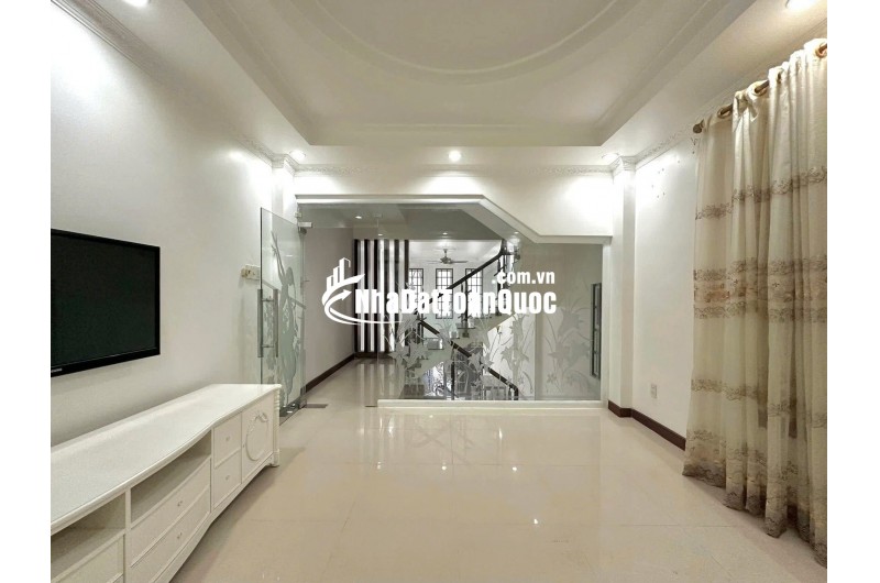 BÁN NHÀ MẶT TIỀN HIỆP BÌNH PHƯỚC – 6*24M – THU NHẬP 25TR/THÁNG – GIÁ NHỈNH 8 TỶ
